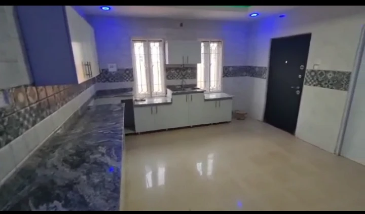 Duplex for Rent in Parliament estate, Alagbaka, Ondo - Image 2
