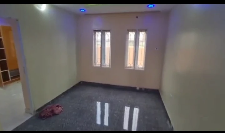 Duplex for Rent in Parliament estate, Alagbaka, Ondo - Image 4