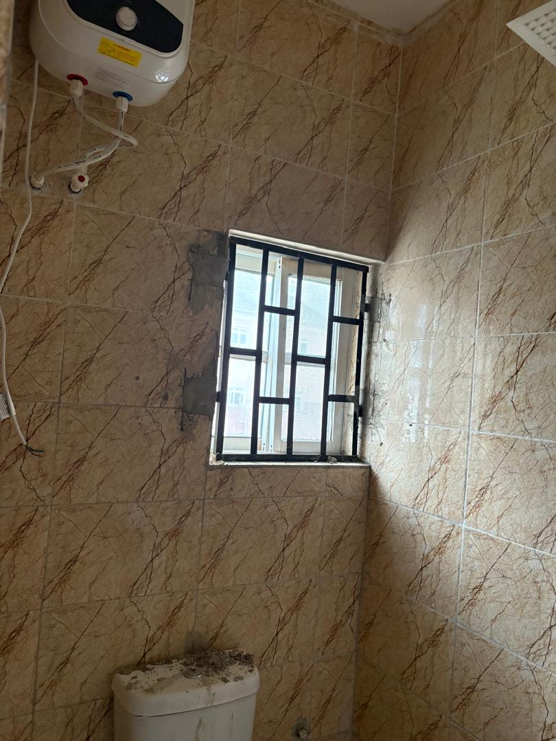 2 Bedroom Flat for Rent in Calabar ITU/Nelson Mandela, Akwa Ibom - Image 5