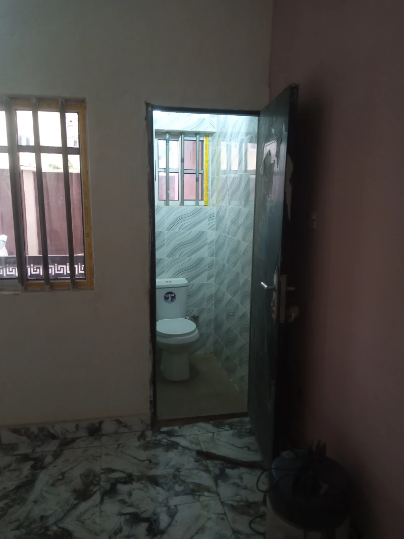 2 Bedroom for Rent in Achara Layout by Amechi Road, Enugu - Image 4