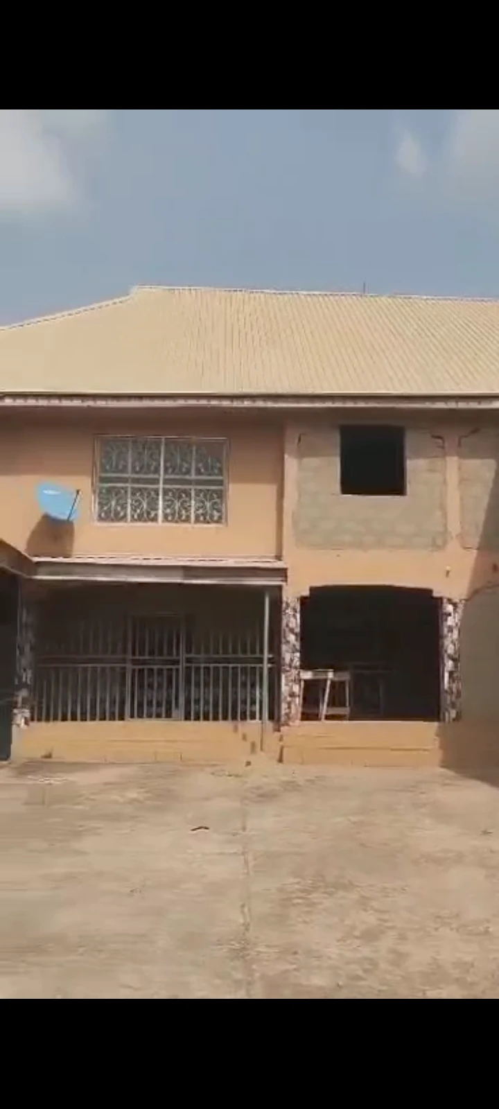 Lodge for Sale in Off Hampton Okpanam road, Delta - Image 3
