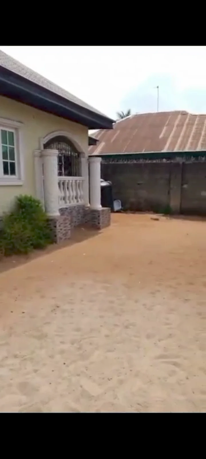 Bungalow for Sale in Across koka, Delta