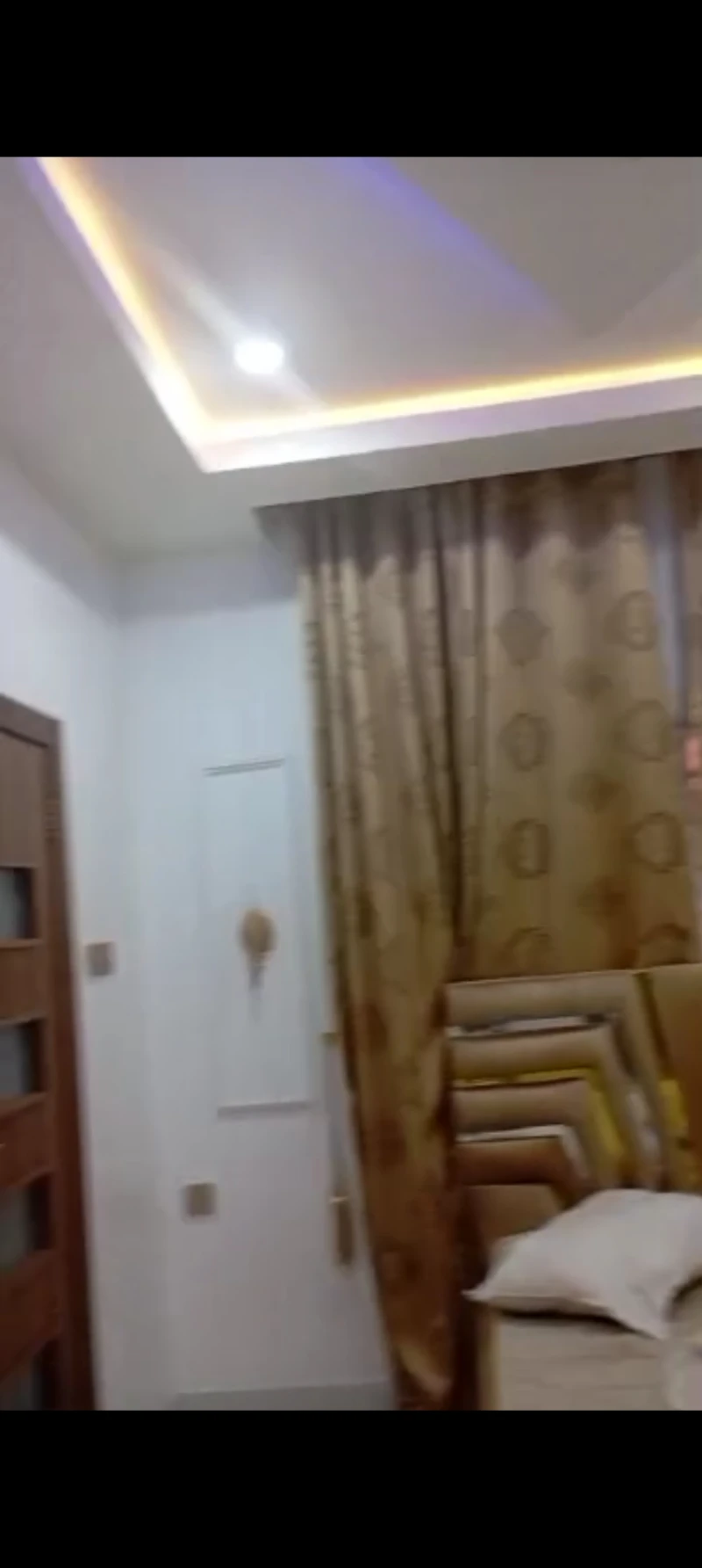 2 Bedroom Flat for Rent in Peter Odili road, Rivers - Image 1