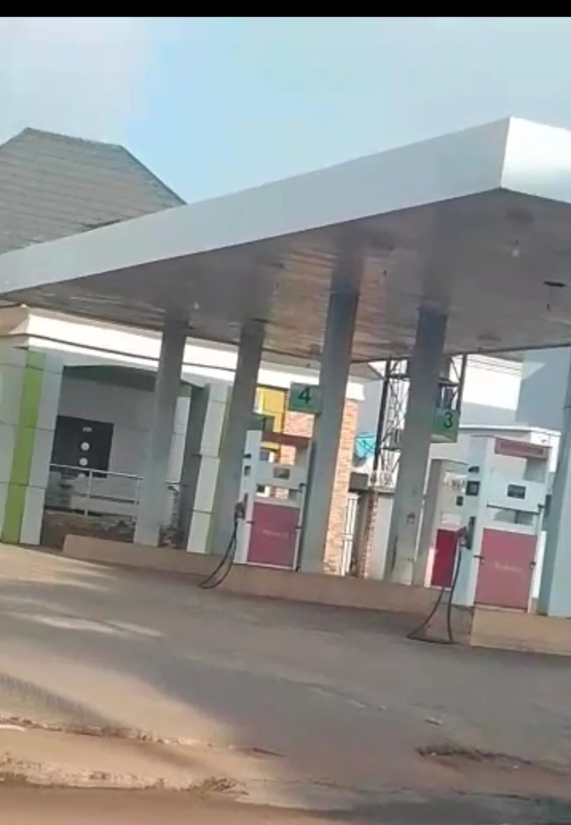 Filling Station for Sale in Old Anwai Road, Delta - Image 2