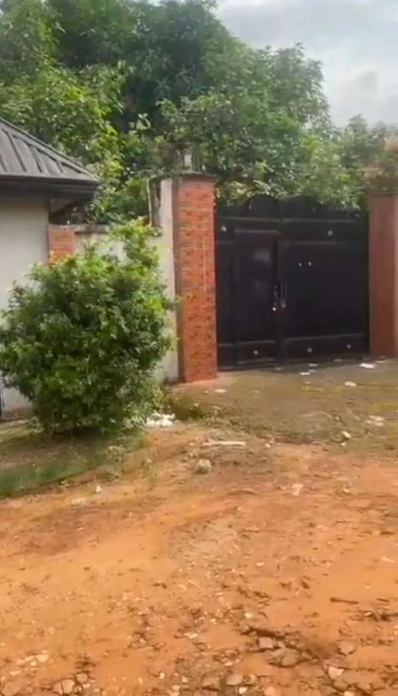 Land for Sale in Anioma market, Okpanam road, Delta - Image 3