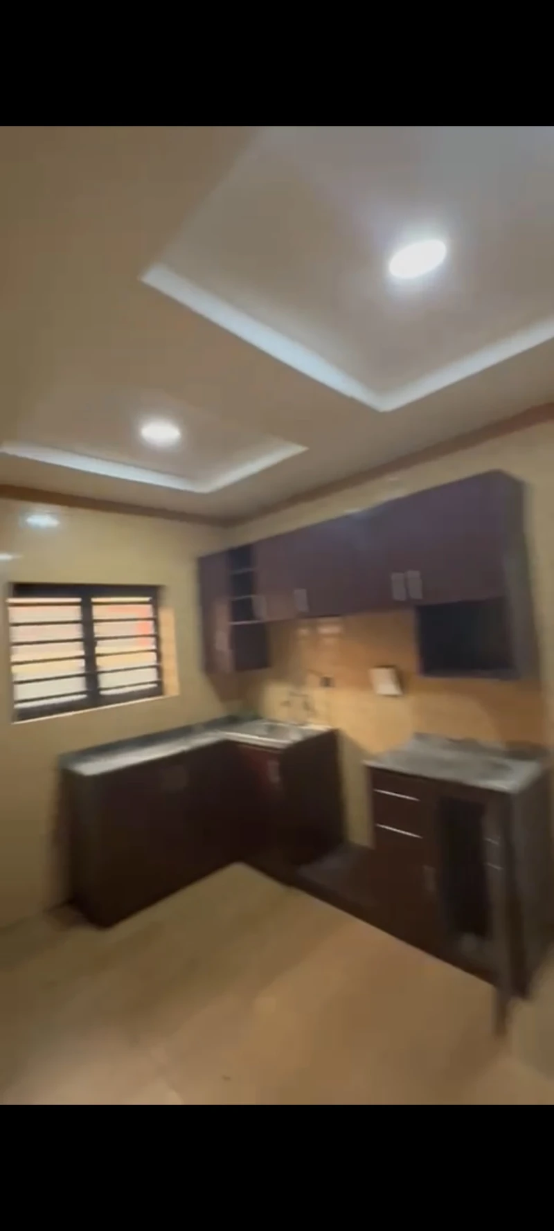 3 Bedroom Flat for Rent in G and V Okpanam road, Delta - Image 2