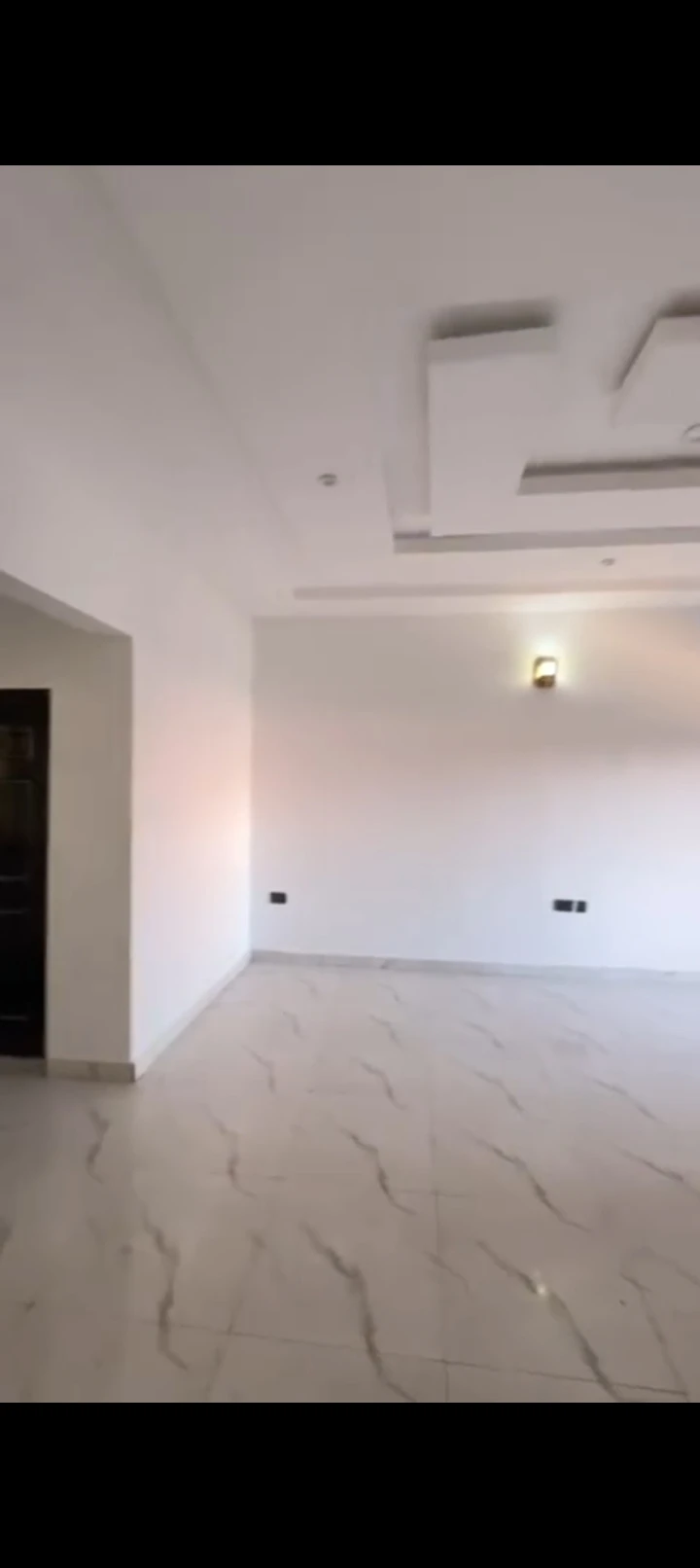 2 Bedroom Flat for Rent in At Jeff, Delta - Image 2