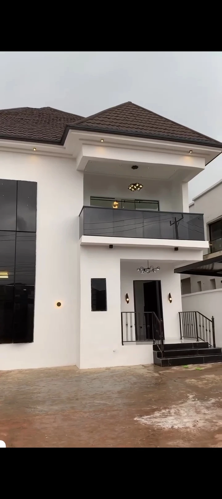 Duplex for Sale in Okpanam, Delta - Image 2