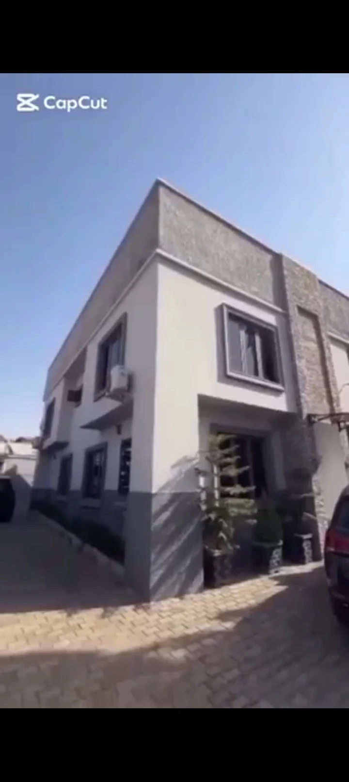 Duplex for Sale in 2nd avenue Gwaripa district Abuja, FCT - Image 2
