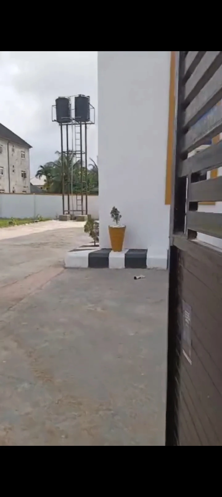 Duplex for Sale in GRA UGBOR, Edo - Image 2