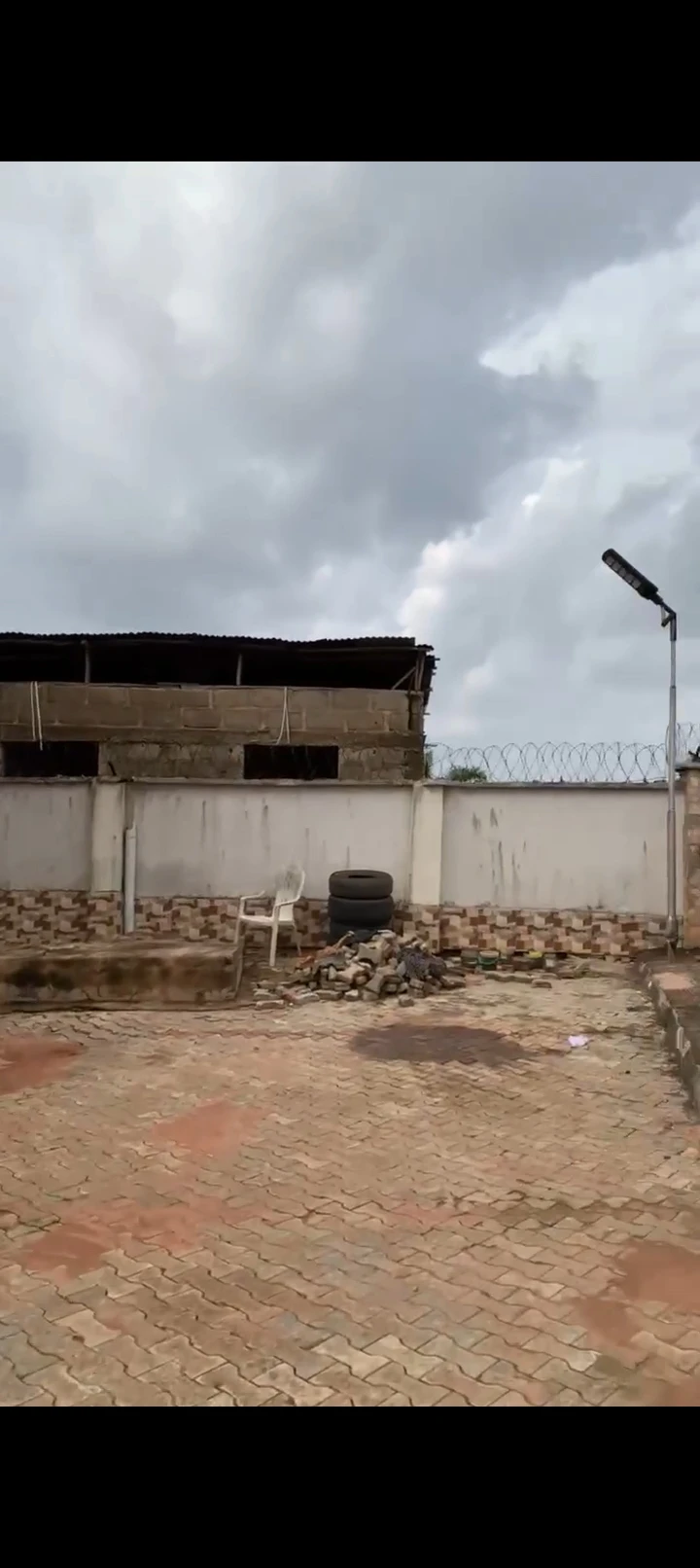 3 Bedroom Flat for Rent in Aduwawa Benin auchi express on a distress sales, Edo - Image 1