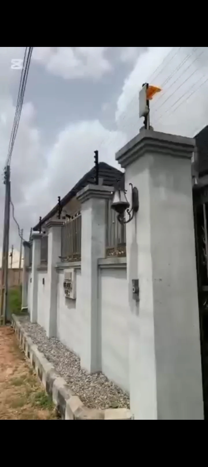 3 Bedroom Flat for Sale in Ewhun, Edo - Image 2
