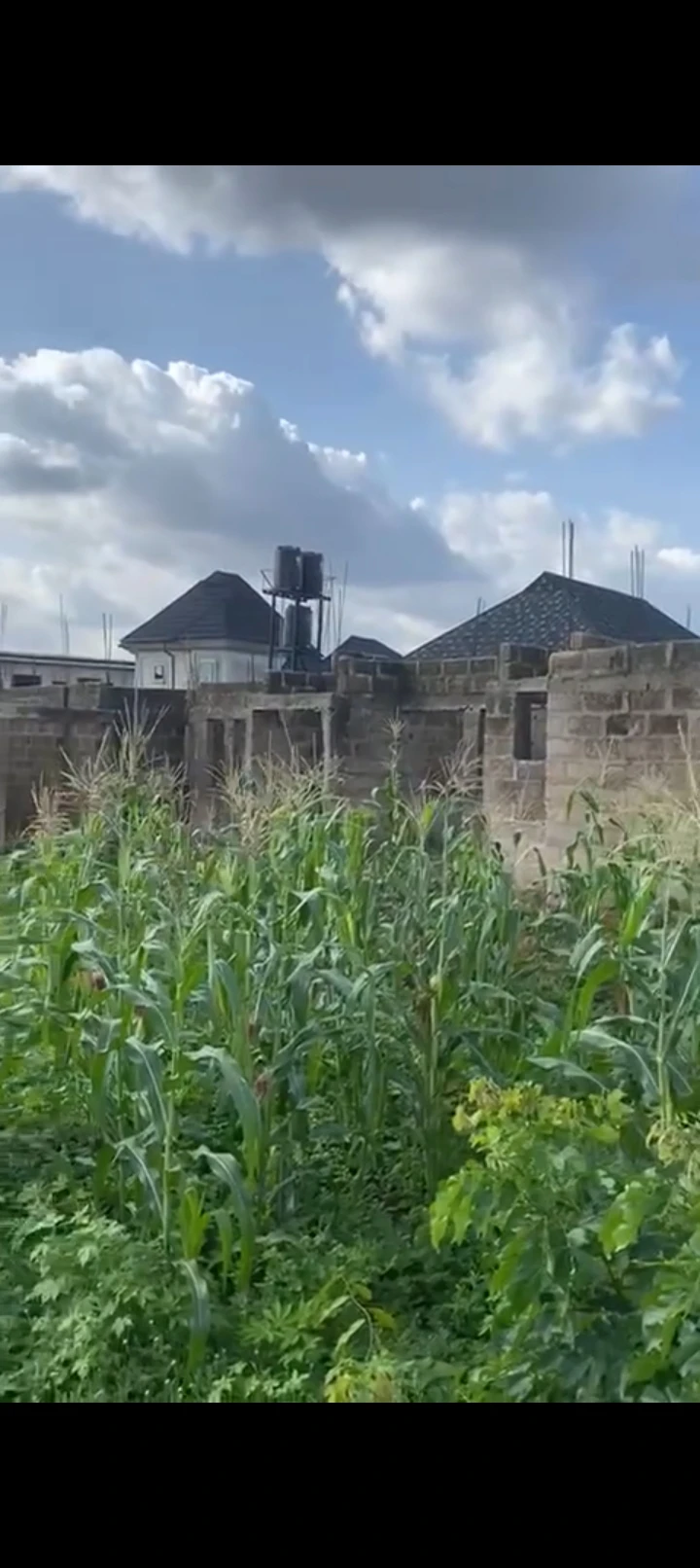 2 Bedroom Flat for Sale in Winners road off spapele road, Edo - Image 1