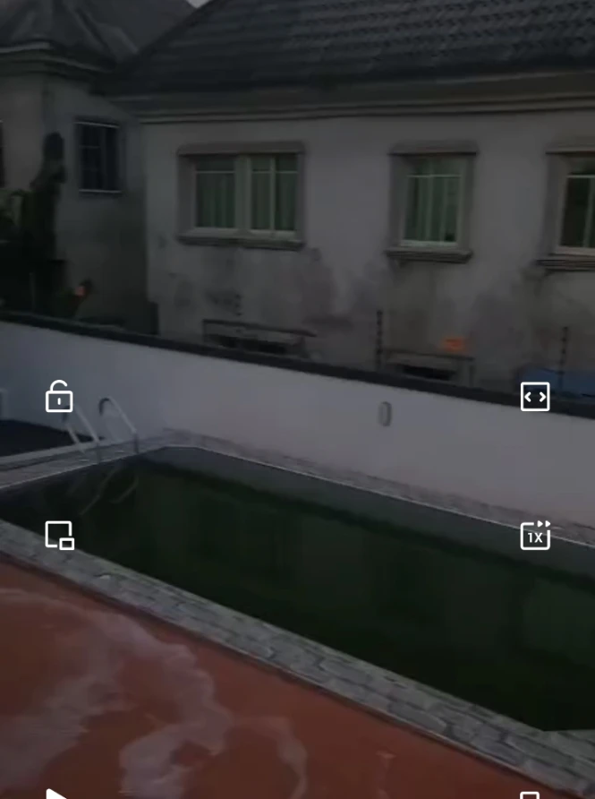 4 Bedroom Flat for Sale in Back of Nta, Delta - Image 1