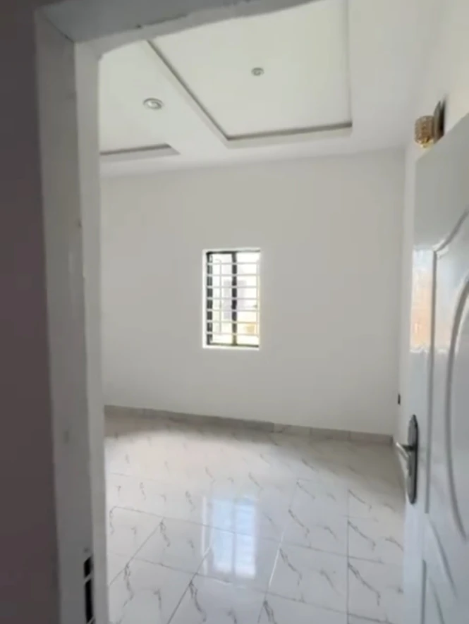2 Bedroom Flat for Rent in At Jeff, Delta cover picture