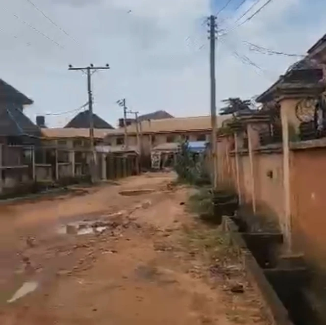 4 Bedroom Flat for Sale in Opposite rail oil by summit road, Delta cover picture