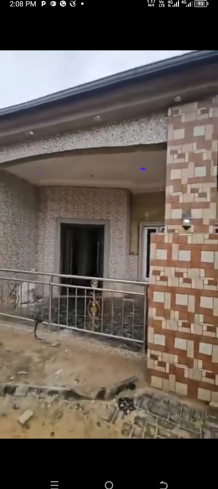 Bungalow for Sale in Lugbe, FCT cover picture