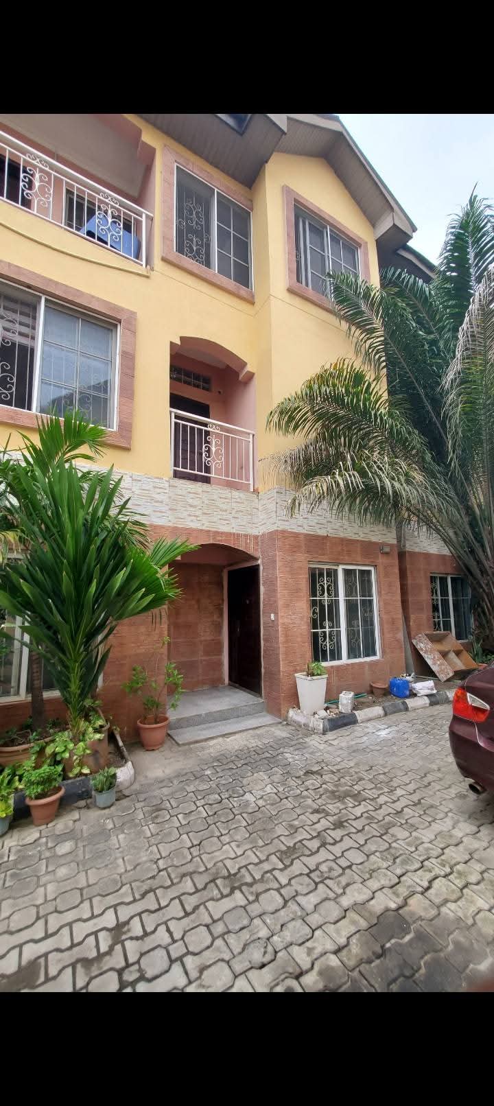 Duplex for Rent in Lekki phase 1, Lagos cover picture