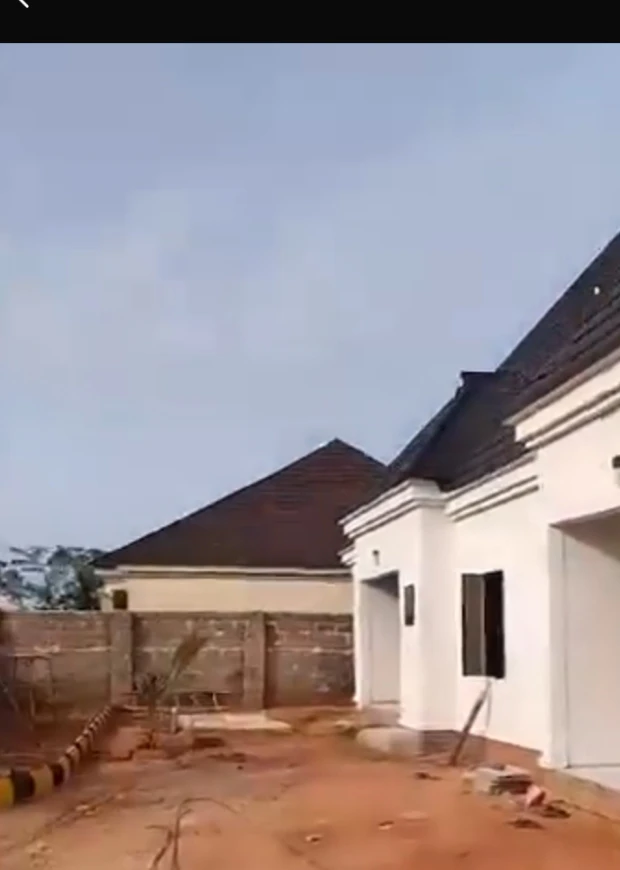 3 Bedroom Flat for Sale in Obiagie )obiayantor  by sapele road, Edo cover picture