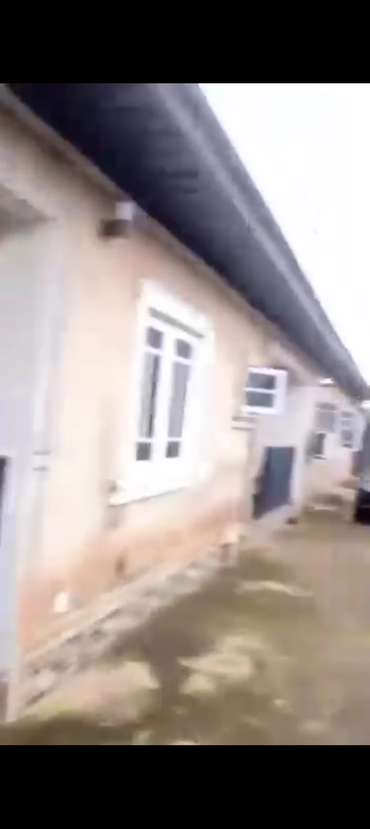 4 Bedroom Flat for Sale in By uselu before the eagle house, Edo cover picture