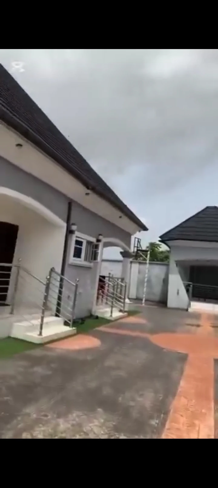 3 Bedroom Flat for Sale in Ewhun, Edo cover picture