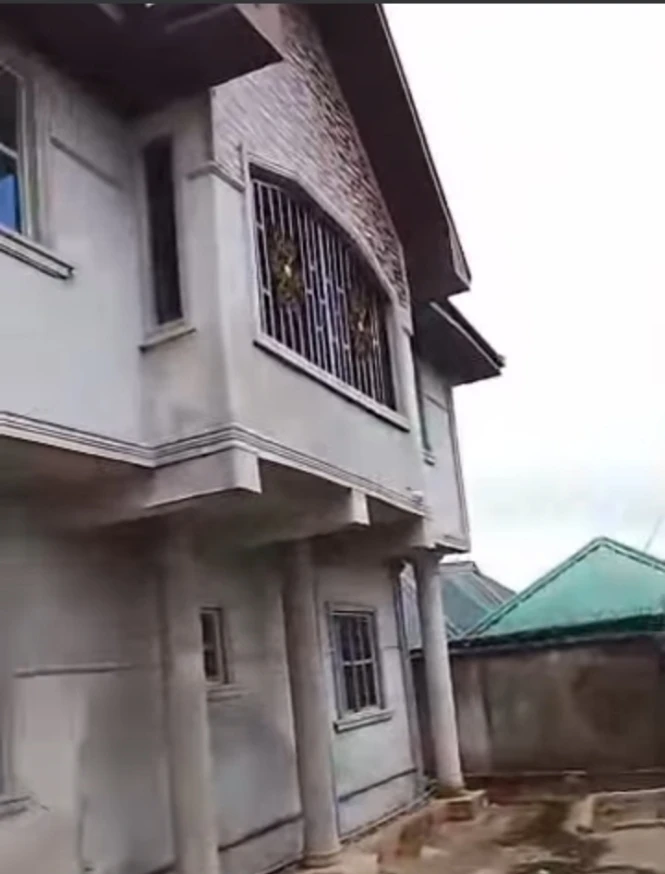 4 Bedroom Flat for Sale in Aduwa eyayen by auchi express wau, Edo cover picture