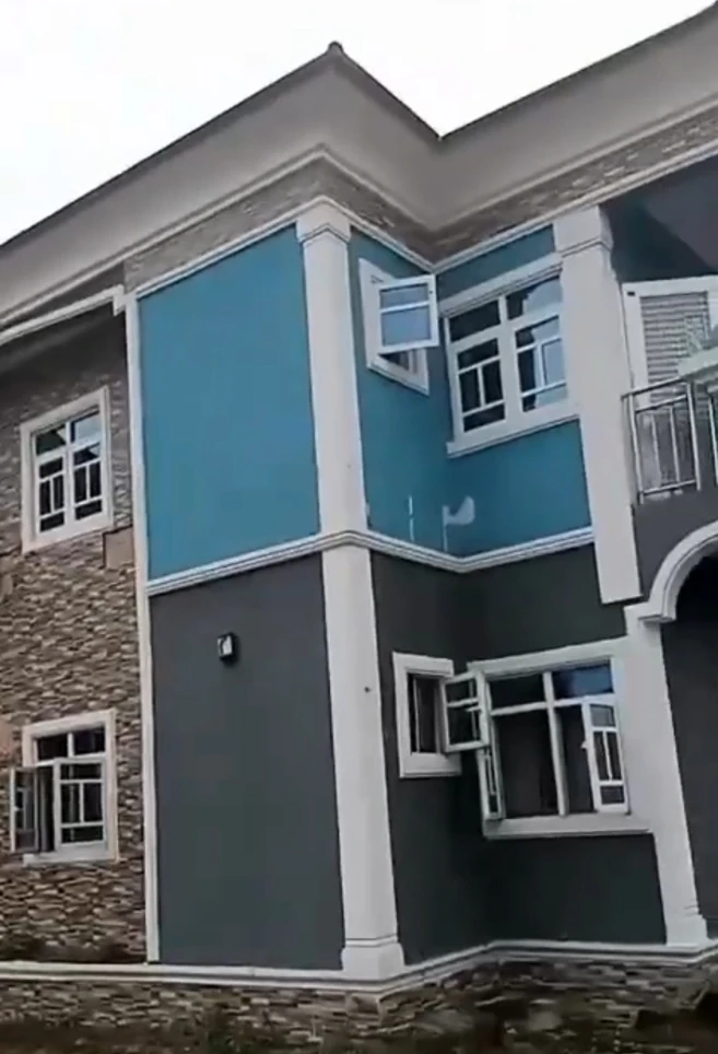 3 Bedroom Flat for Sale in NTA mass of UGBOR, Edo cover picture