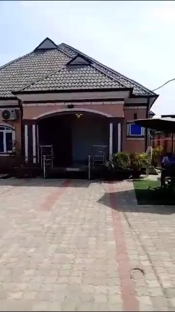 Bungalow for Sale in Off SARS Road, Rivers - Image 1