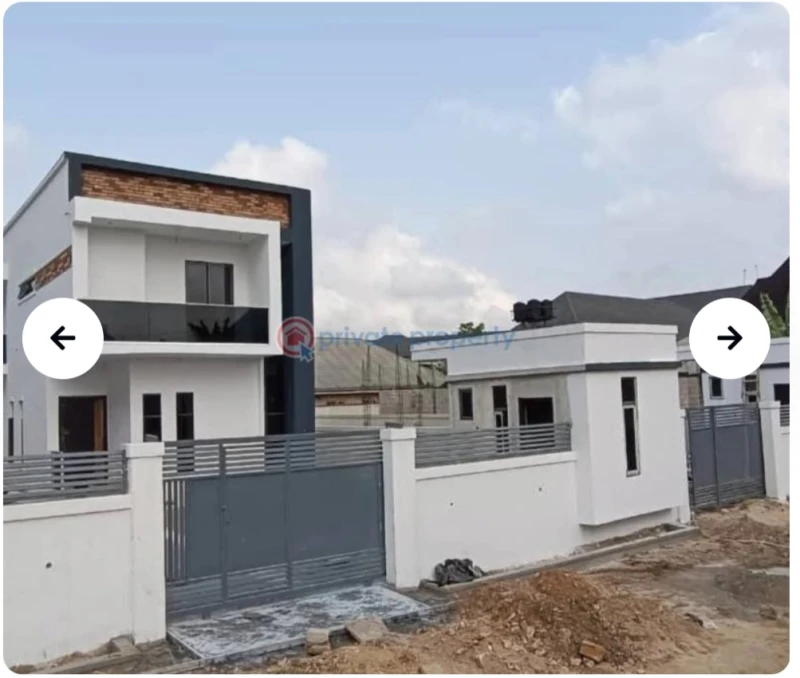4 Bedroom Flat for Sale in Fomonis estate off Eneka Link road shell cooperative, Rivers - Image 1