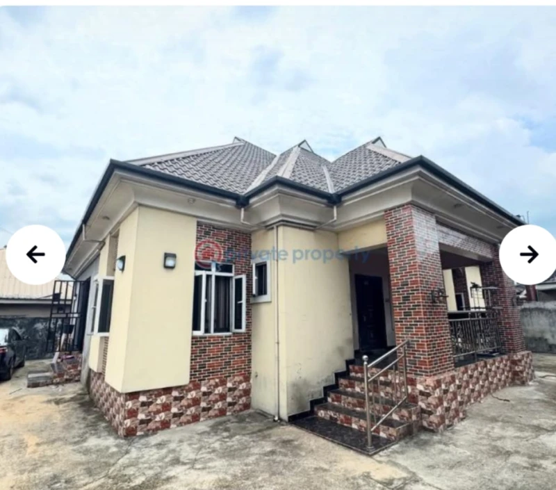 3 Bedroom Flat for Sale in Igwuruta port Harcourt, Rivers - Image 1