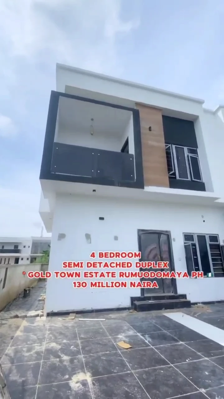 Duplex for Sale in Gold town estate rumuodomaya, Rivers