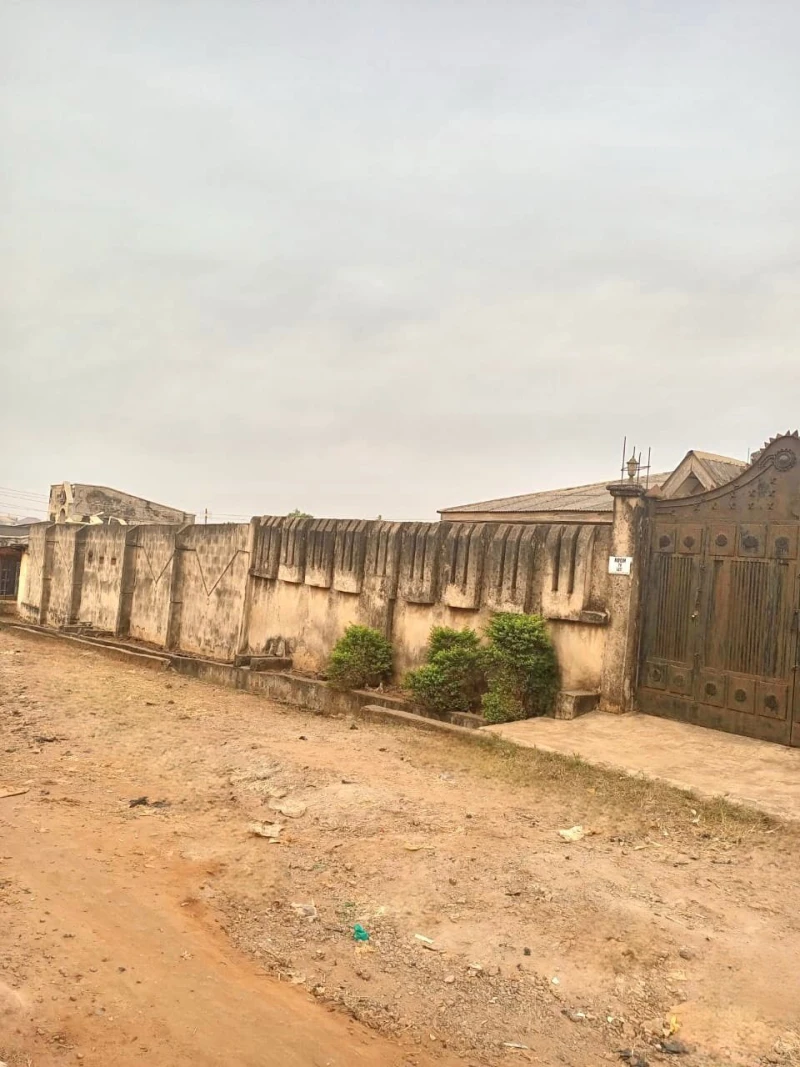 Bungalow for Sale in Ikorodu, Lagos - Image 2