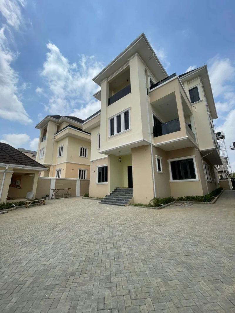 Duplex for Sale in Guzape, FCT - Image 1