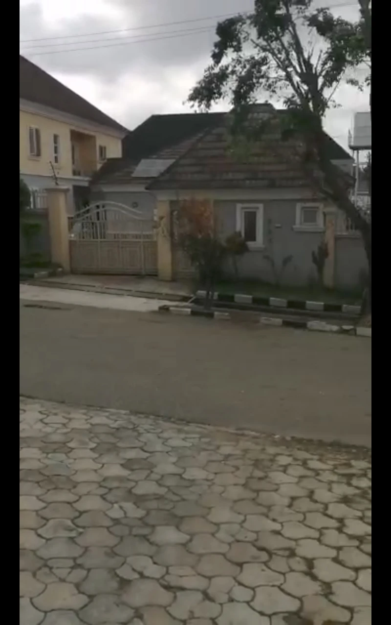 Duplex for Sale in Gwarinpa 69rd, FCT - Image 4
