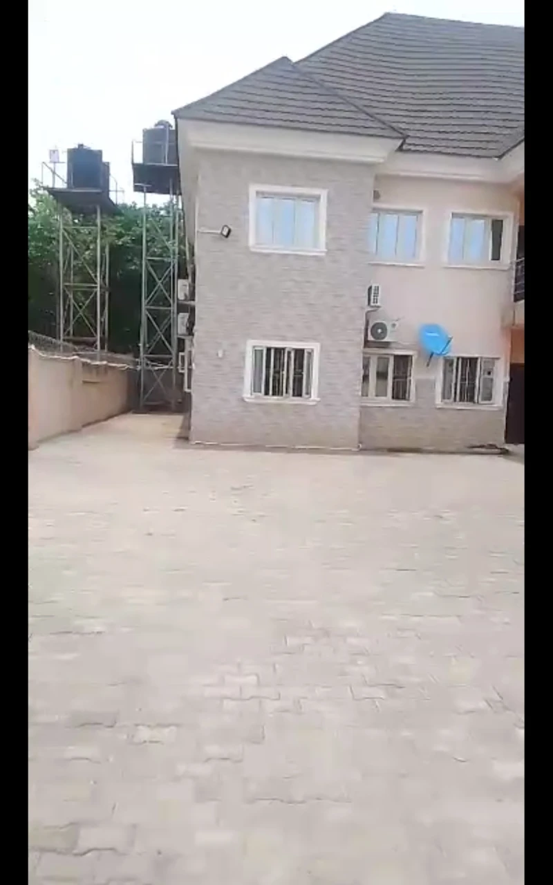 4 Bedroom Flat for Rent in Gaduwa, FCT - Image 3