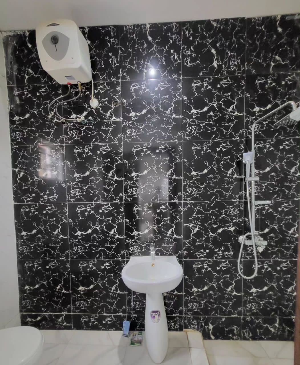 Duplex for Sale in Guzape main, FCT - Image 4
