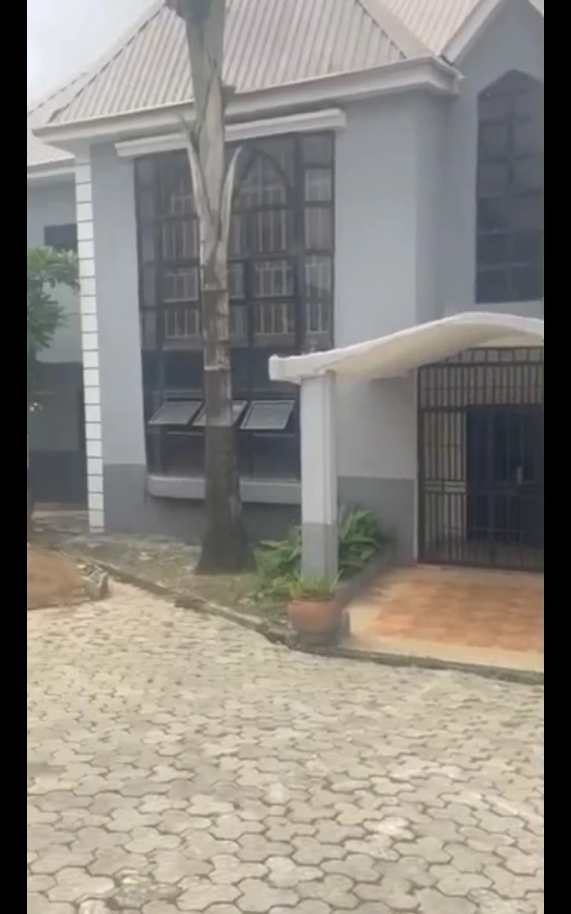 Duplex for Sale in Agedez street, Abuja, FCT - Image 3
