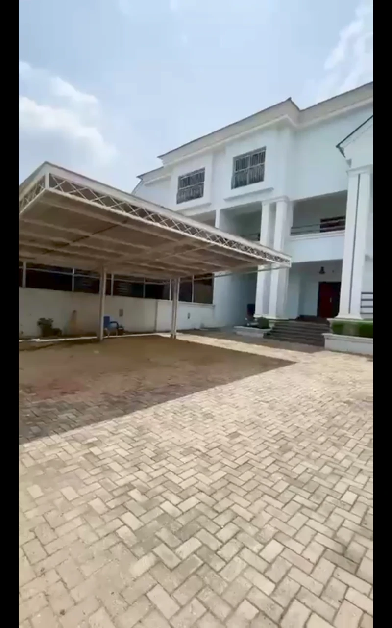 Duplex for Sale in Aso-Drive, Abuja, FCT - Image 3