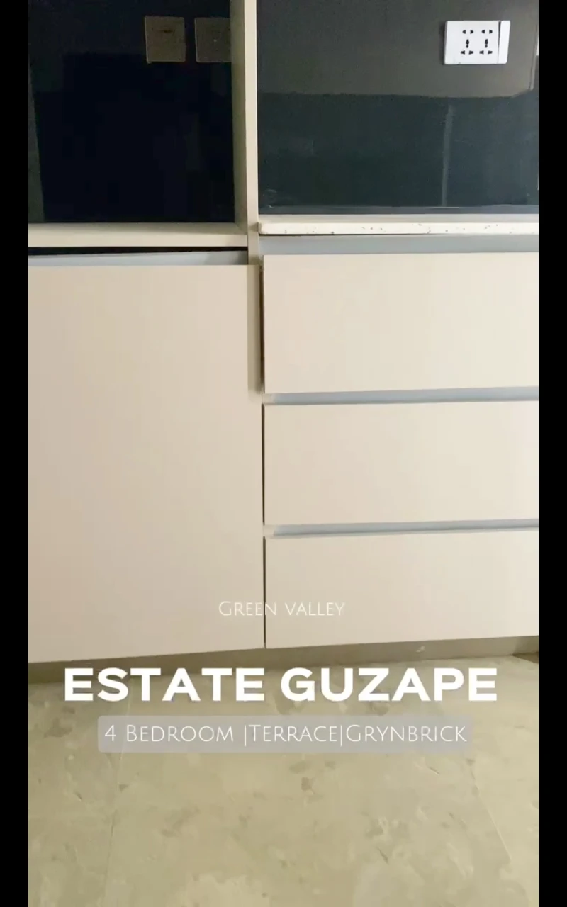 4 Bedroom Flat for Sale in Guzape main, FCT - Image 3