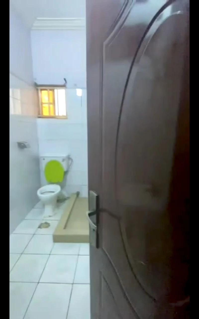 3 Bedroom Flat for Rent in 1st Avenue, Gwarinpa, FCT - Image 2