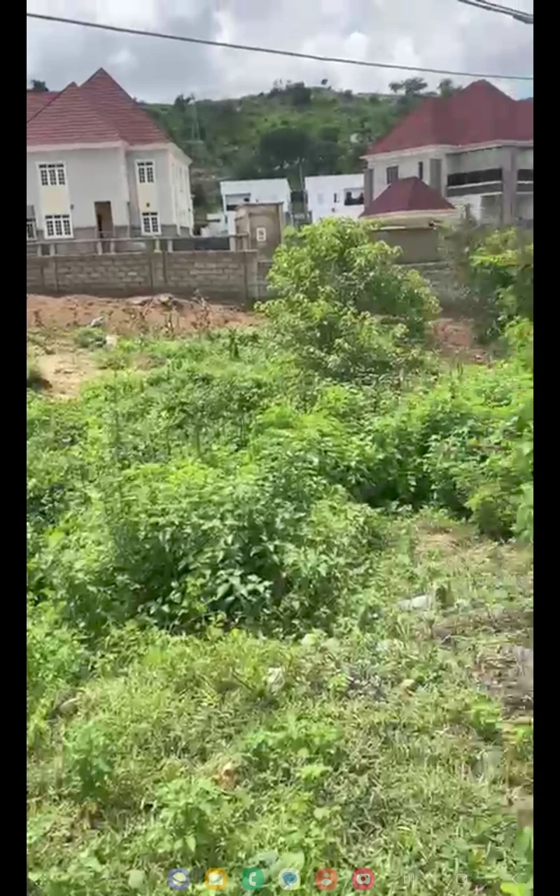 Land for Sale in Guzape main, FCT - Image 3
