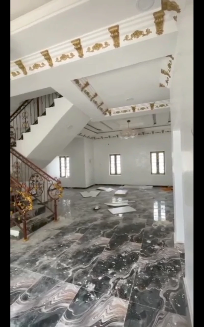 Duplex for Sale in VON Airport road, Abuja, FCT - Image 5