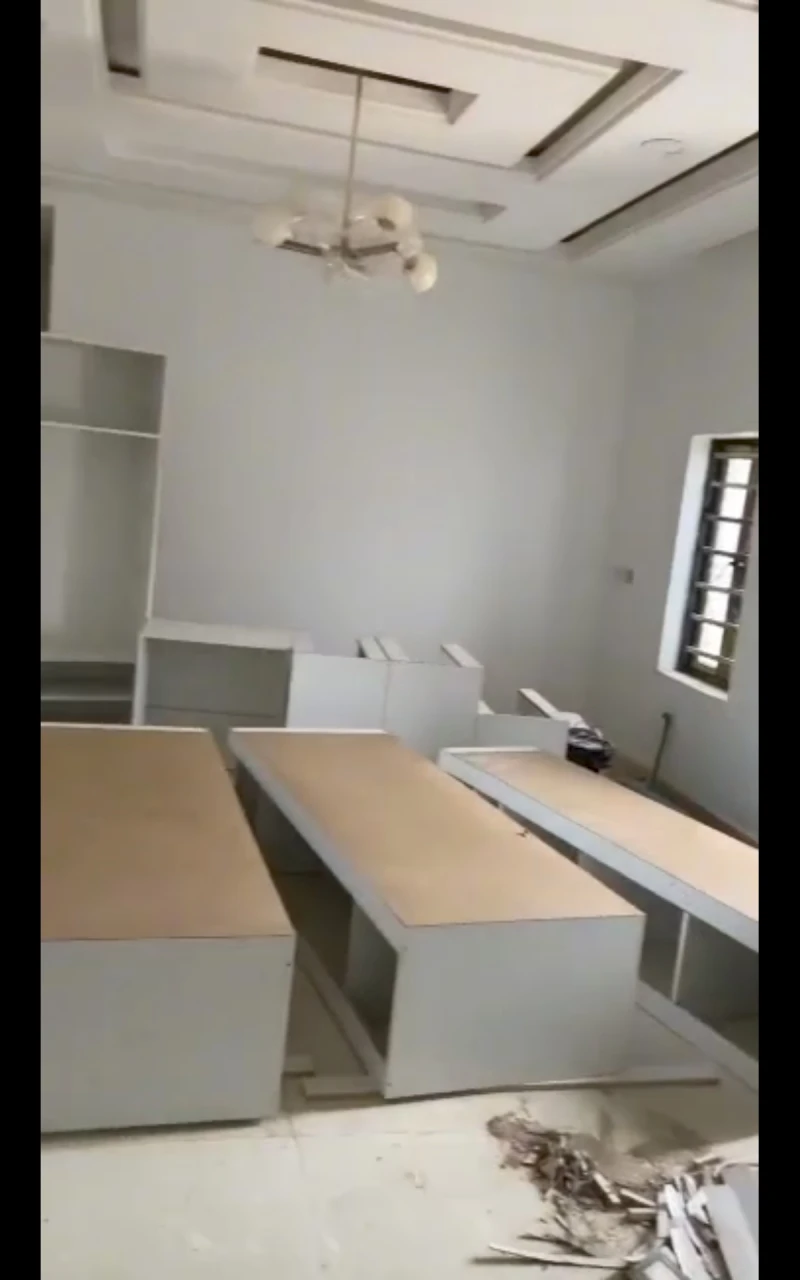Duplex for Sale in VON Airport road, Abuja, FCT - Image 3