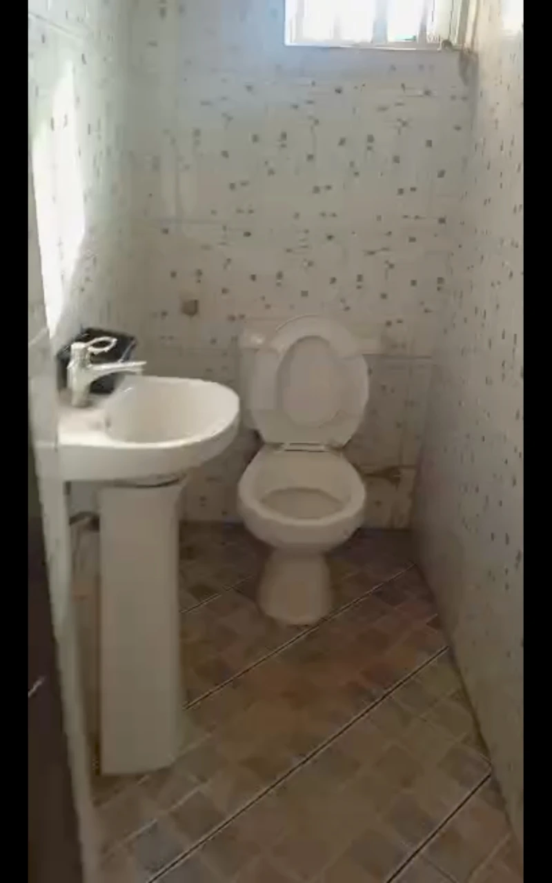 2 Bedroom Flat for Sale in After Julius Beger, lifecamp, FCT - Image 2