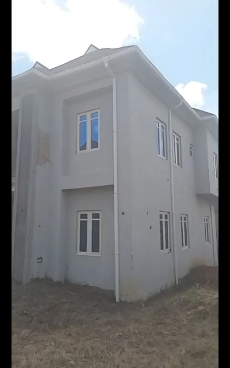 Duplex for Sale in Pyakasa, FCT cover picture