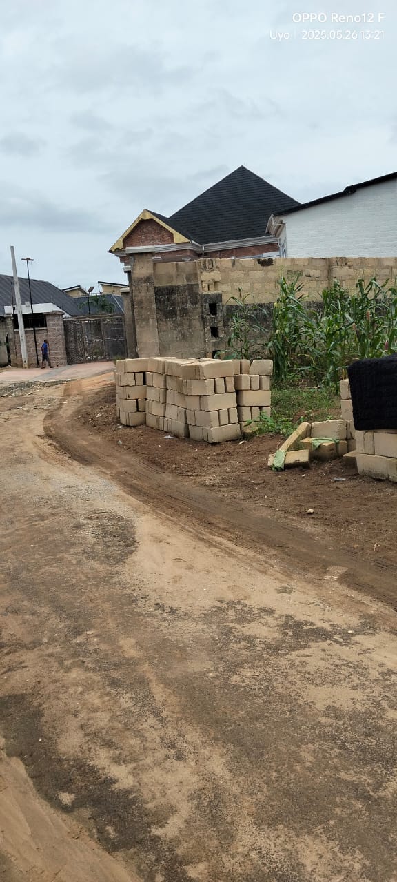 Land for Sale in Shelter Afrique extension, Akwa Ibom - Image 1