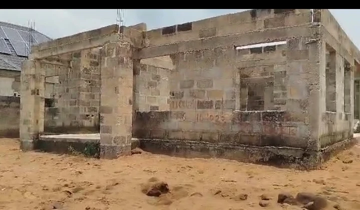 3 Bedroom Flat for Sale in Akwa Ima Estate Extension, Akwa Ibom - Image 1