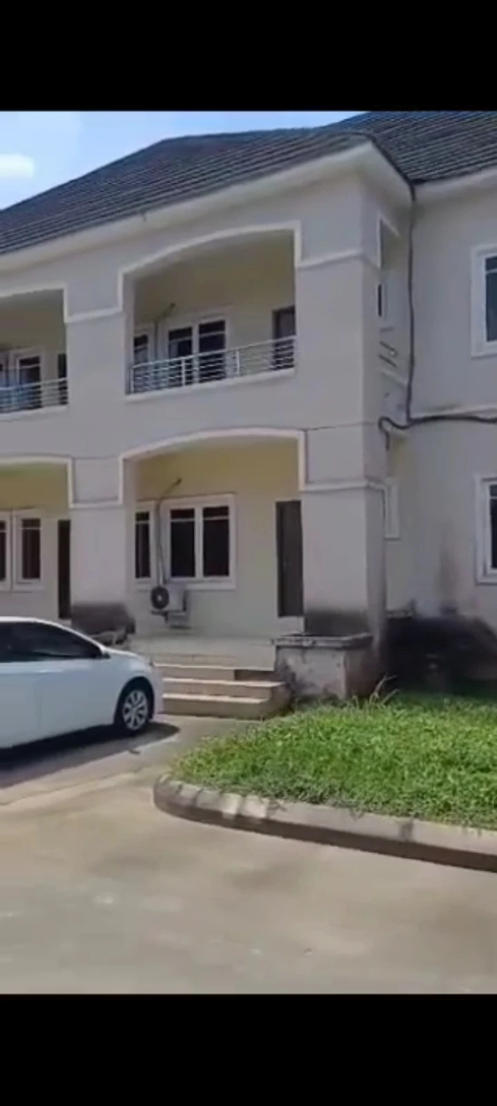 2 Bedroom Flat for Sale in Akwa Savings & Loans Estate, Akwa Ibom - Image 1