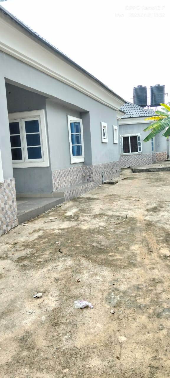 Bungalow for Sale in Behind Godswill Akpabio international stadium, Akwa Ibom cover picture