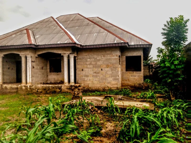 Bungalow for Sale in Abak road close to prismar hotels, Akwa Ibom